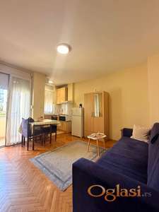 Prodaja stana-Novi Sad, Podbara, Garsonjera, 24m2